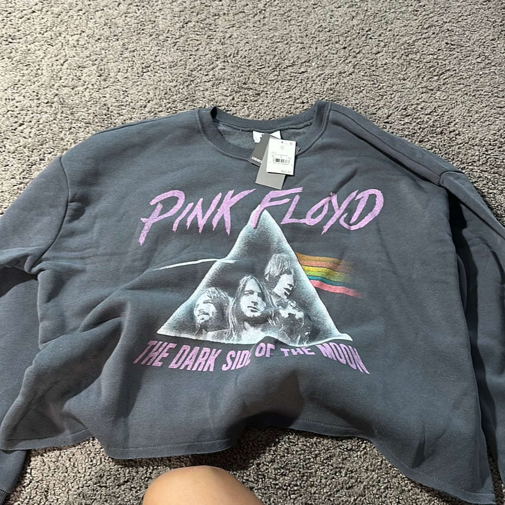 crewneck